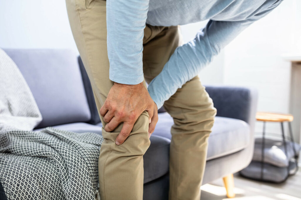 non-invasive knee pain treatment how to avoid knee surgery in scottsdale.